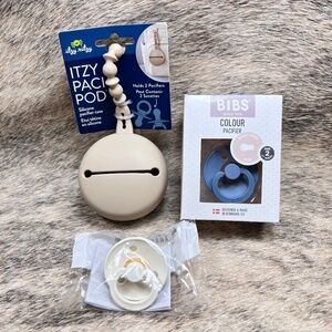 Itzy Ritzy & Bibs Pacifier Bundle